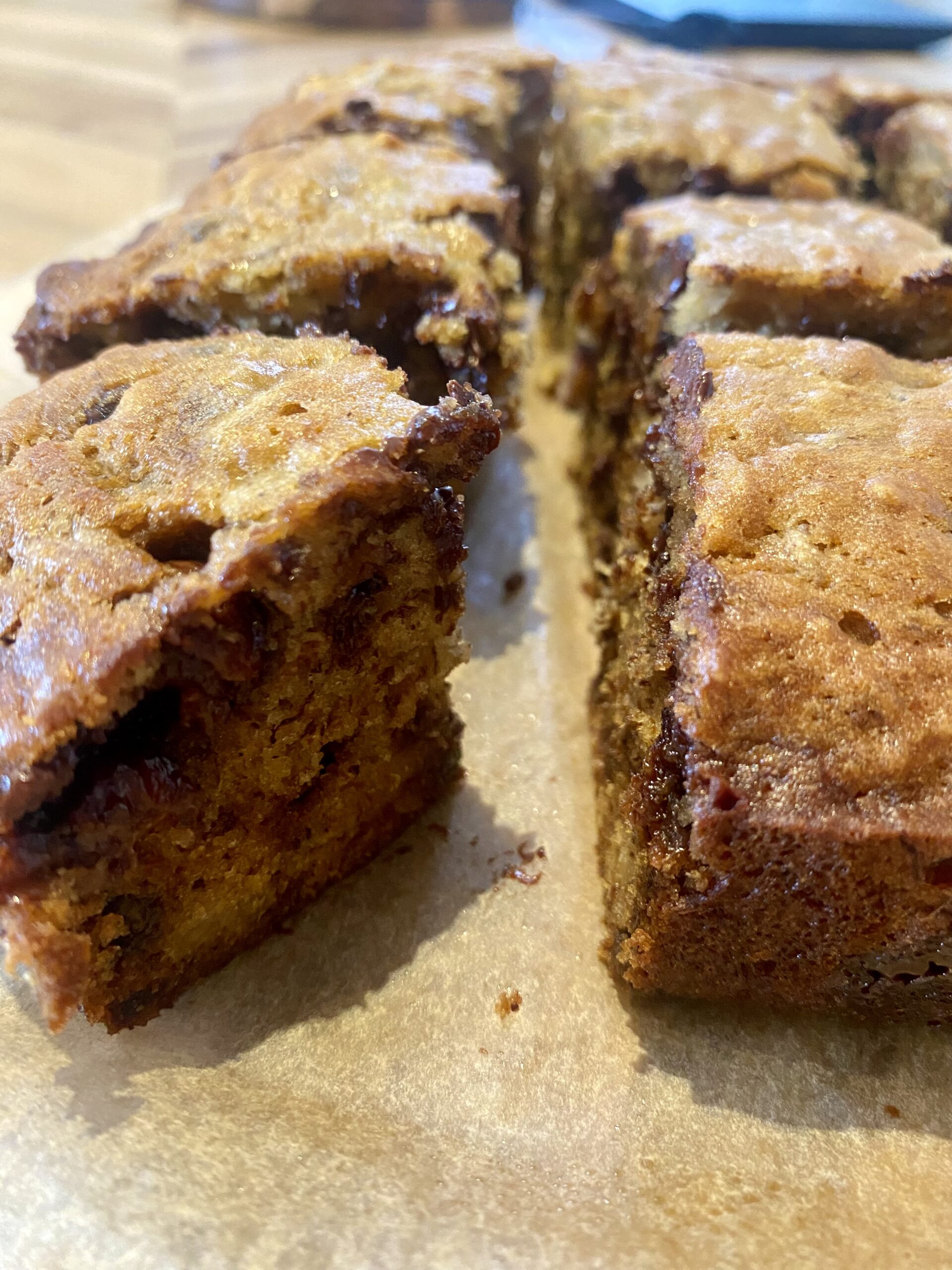 chocolate chip banana snacking cake